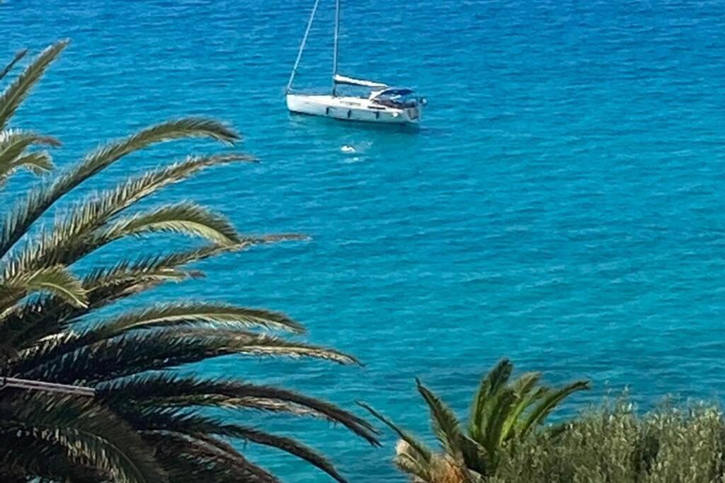 Boutique Apartment With Beach Within Walking Distance, Near Tropea Parghelia Dış mekan fotoğraf